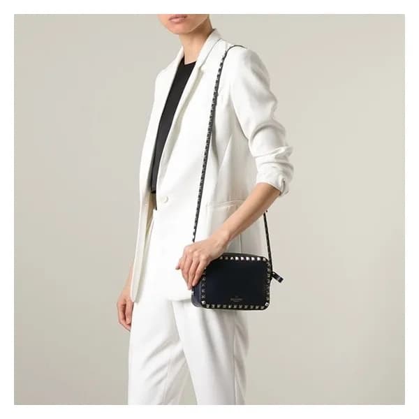 발렌티노 여성 블랙 숄더백 - Valentino Womens Black Shoulder B… - 1