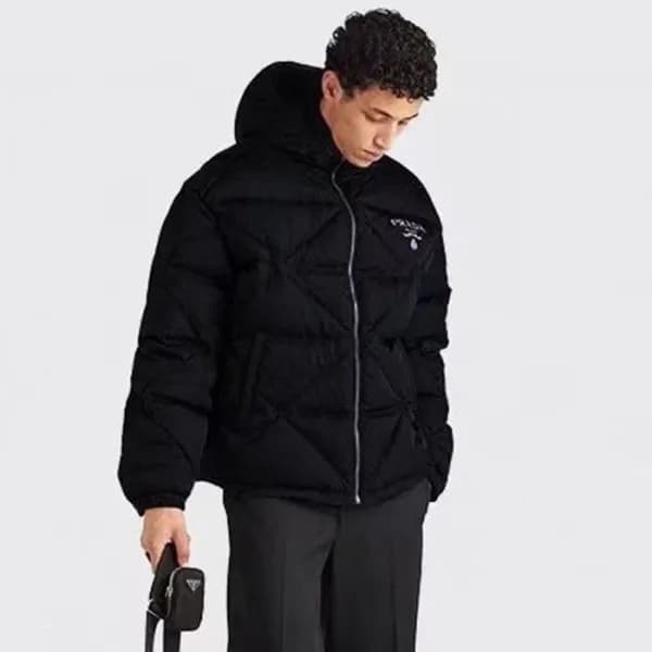 프라다 남성 블랙 다운 패딩 - Prada Mens Black Down Padding - … - 1