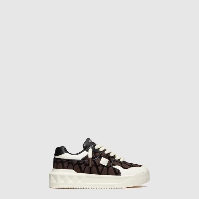 발렌티노 남성 네트 러너 블랙 스니커즈 - Valentino Mens Black Sneak… - 1