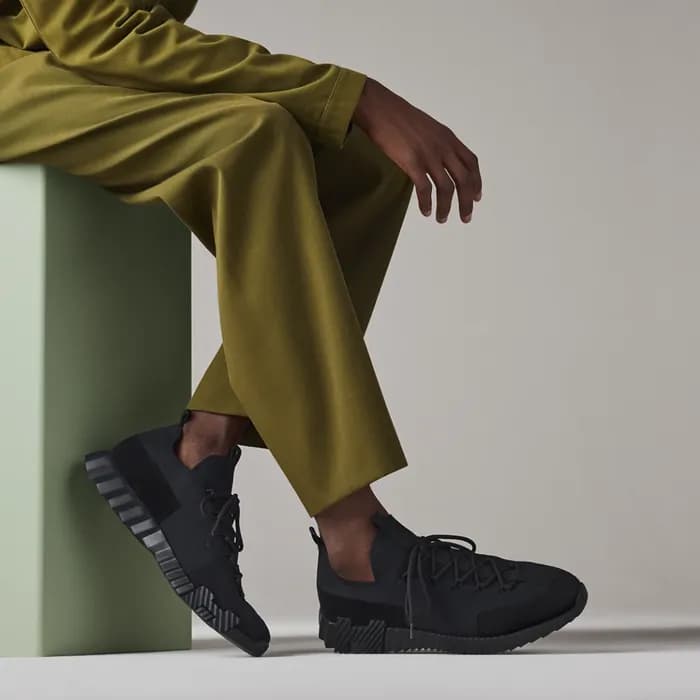 에르메스 남/녀 플렉스 슬립온 스니커즈 - Hermes Unisex Flex Slip-On… - 1