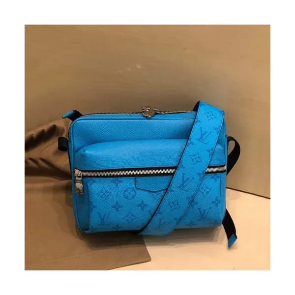 Louis Viutton 2020 Messenger Shoudler Cross Bag ,2… - 1