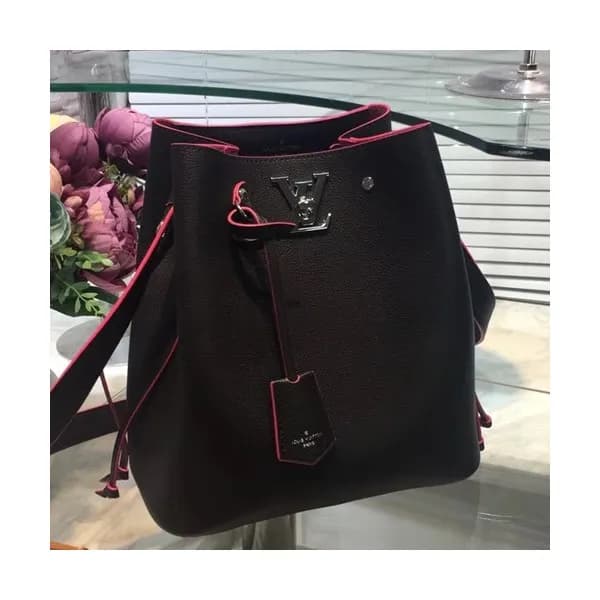 Louis Viutton Lock Me Bucket Shouder Bag ,27cm - 루… - 1