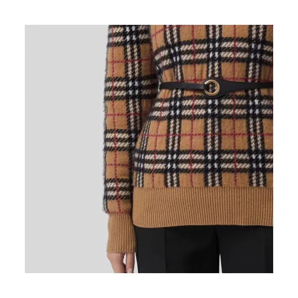 Burberry 2019 Ladies Initial Logo 'D'Buckl… - 1