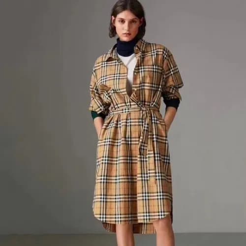 [유니크]Burberry 2019 Ladies Classic Modern Check Shi… - 1