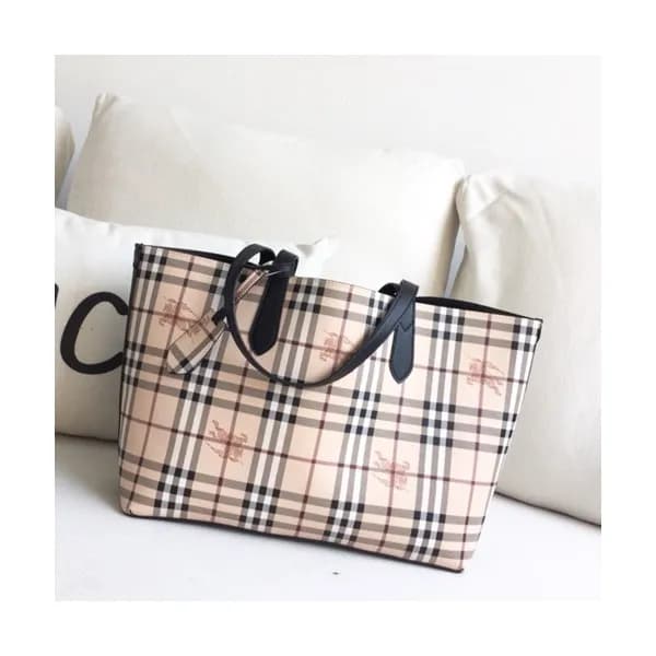 Burberry 2019 Reversible Tote Shoulder Shopper Bag… - 1