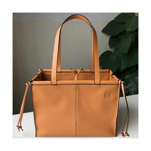 Loewe 2019 Ladies Leather Tote Bag, 35CM - 로에베 201… - 1