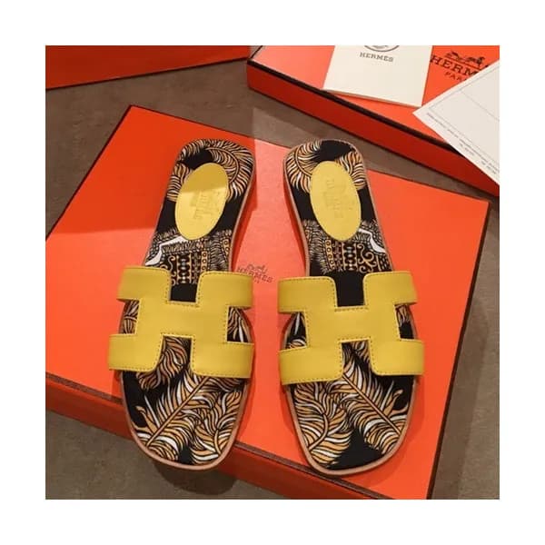 Hermes 2019 Ladies Oasis Leather Slipper - 에르메스 20… - 1