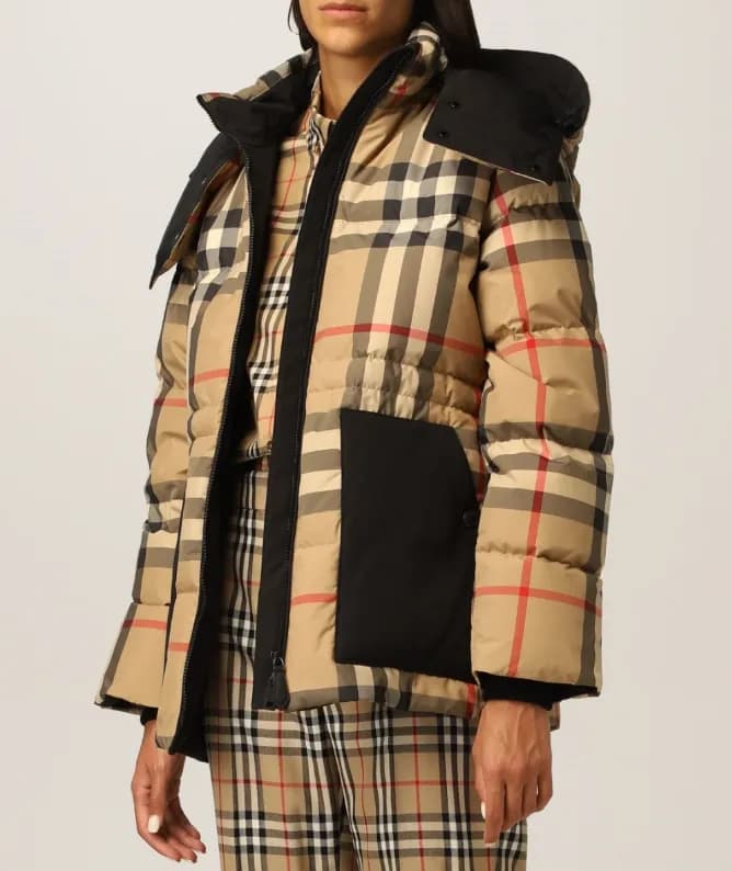 Burberry Womens Logo Duck Down Padding Black - 버버리… - 1
