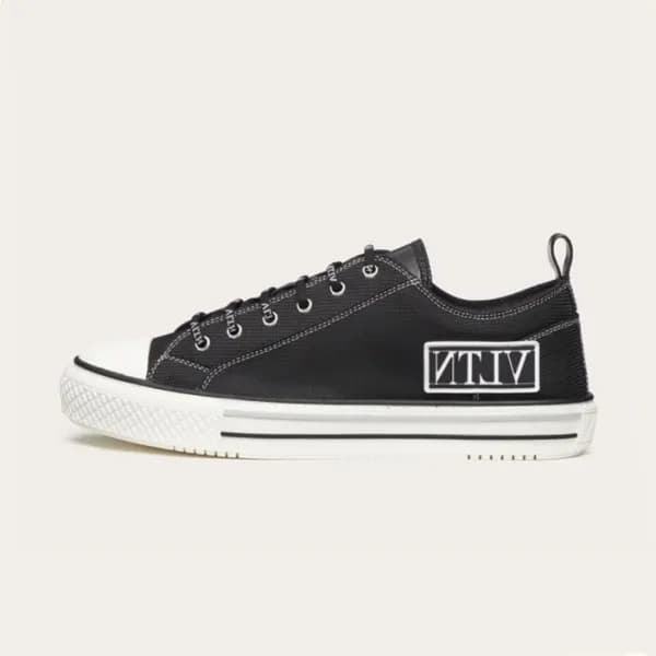 발렌티노 남성 트렌디 블랙 스니커즈 - Mens Black Sneakers - val025… - 1