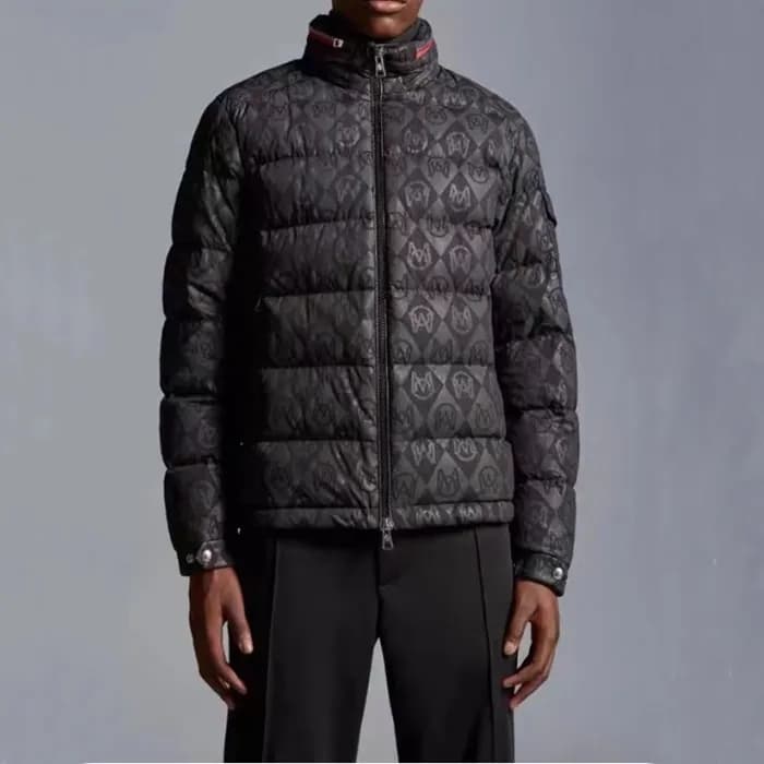 몽클레어 남성 블랙 다운 패딩 - Moncler Mens Black Down Padding… - 1