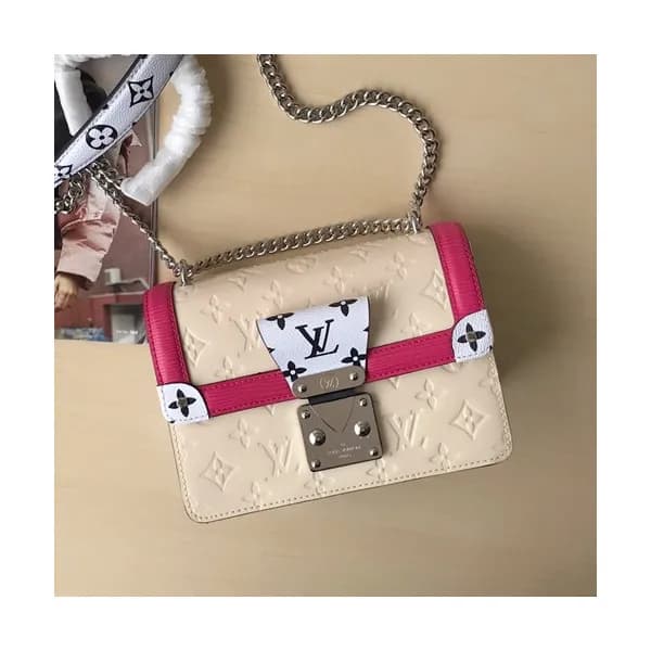 Louis Vuitton 2019 Wynwood Monogram Vernis Shoulde… - 1