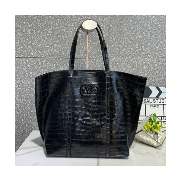Valentino 2019 Leather Vsling Tote Shoudler Shoppe… - 1