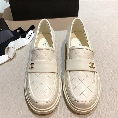 Chanel 2021 Women's Leather Loafer - 샤넬 2021 여… - 1