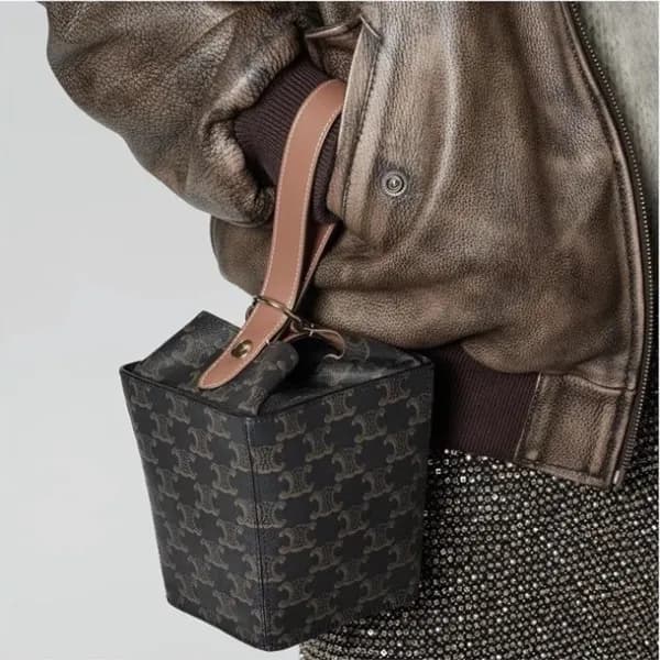 셀린느 여성 Strap Box 블랙 토트백 - Womens Black Tote Bag - … - 1