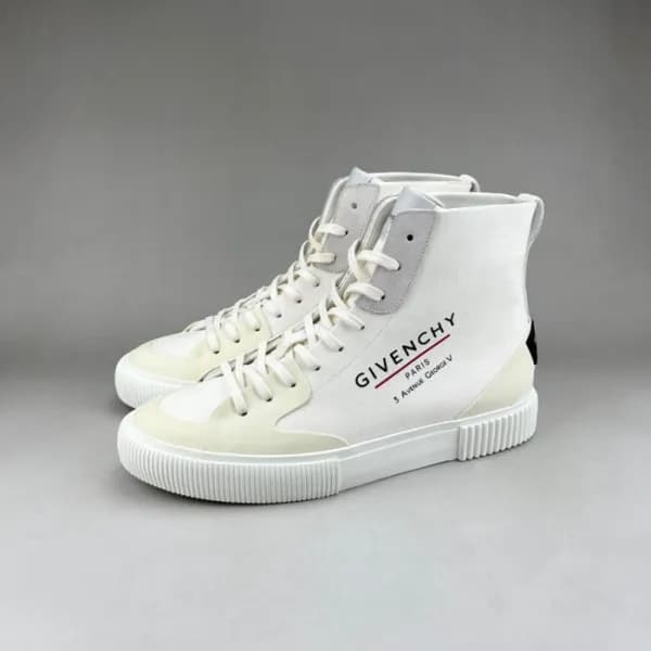 지방시 남성 하이탑 화이트 스니커즈 - Givenchy Mens White Sneakers… - 1