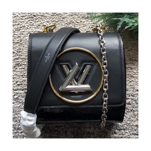 Louis Vuitton Pochette Twist Chain Shoulder Bag,19… - 1