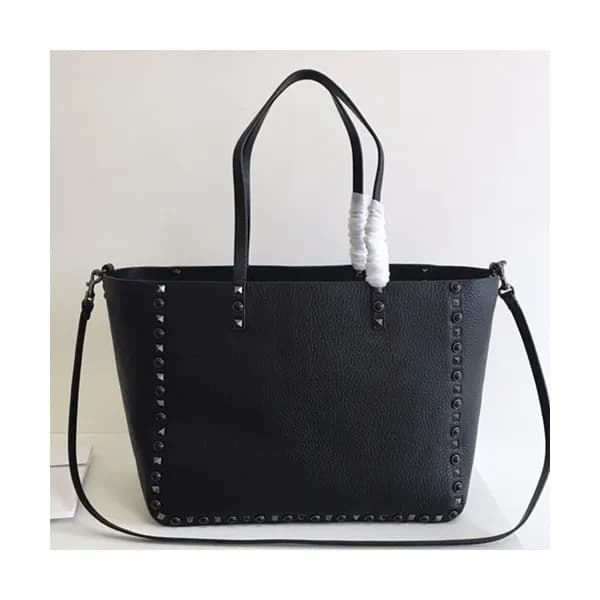 [심플한 디자인에 넉넉한 수납력까지!!!]Valentino 2019 Leather Reve… - 1