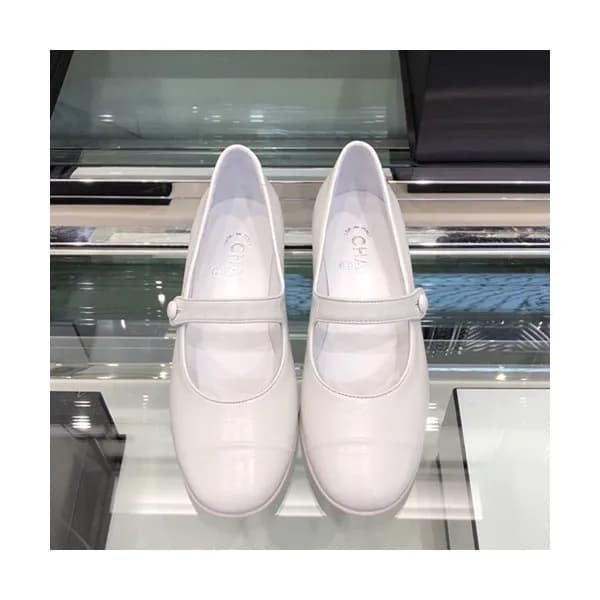 Chanel 2019 Ladies Leather Middle Heel Ballet Shoe… - 1
