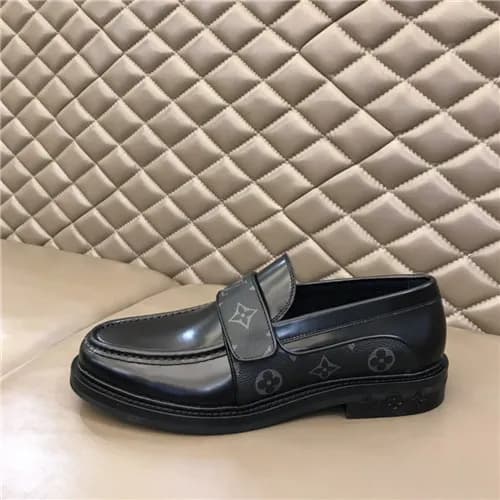 Louis Vuitton 2021 Men's Leather Loafer - 루이비통… - 1