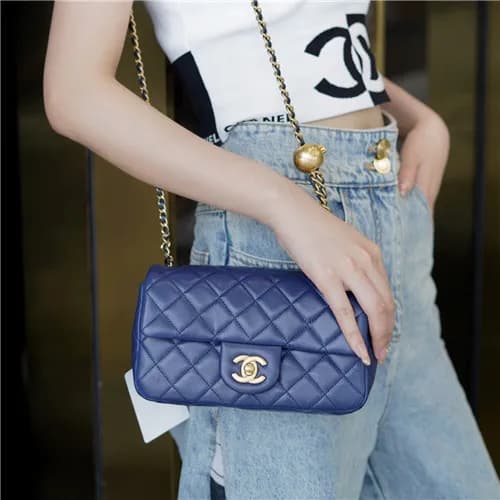 [럭셔리한]Chanel 2021 Women's Classic Flap Glod Ba… - 1