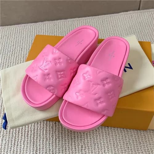 Louis Vuitton 2021 Women's Leather Slipper,LOU… - 1