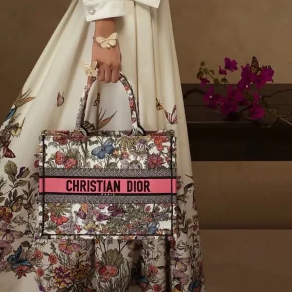 디올 여성 자수 북토트 M1296 - Dior Womens Book Tote - dib20… - 1