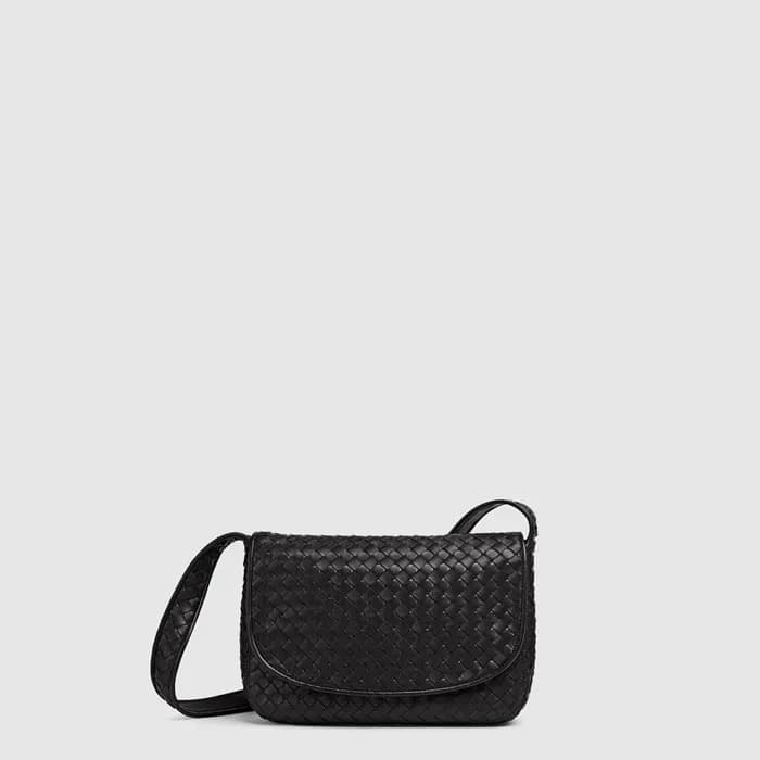 보테가 베네타 남성 베네토 플랩 메신저 백 - Bottega veneta Mens Vene… - 1