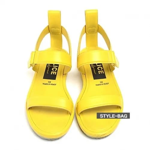 Golden Goose 2019 Womens Velcro Leather Sandals - … - 1