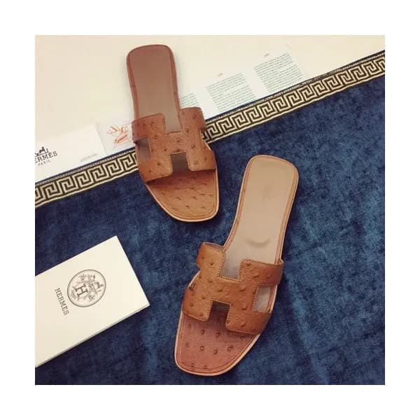 Hermes 2019 Ladies Classic Oasis Leather Slipper -… - 1