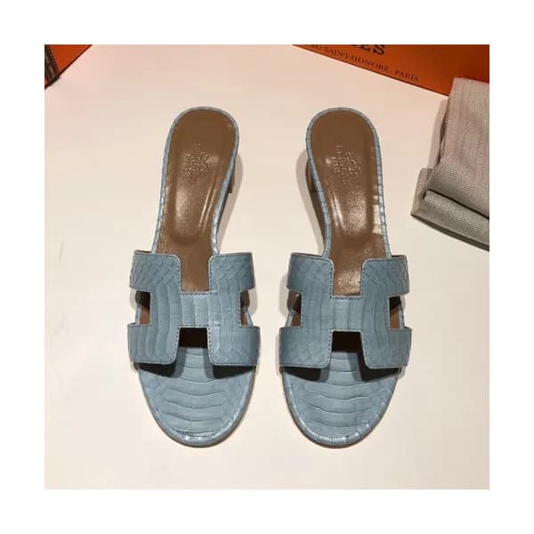 Hermes 2019 Ladies Oasis Leather Middle Heel Slipp… - 1