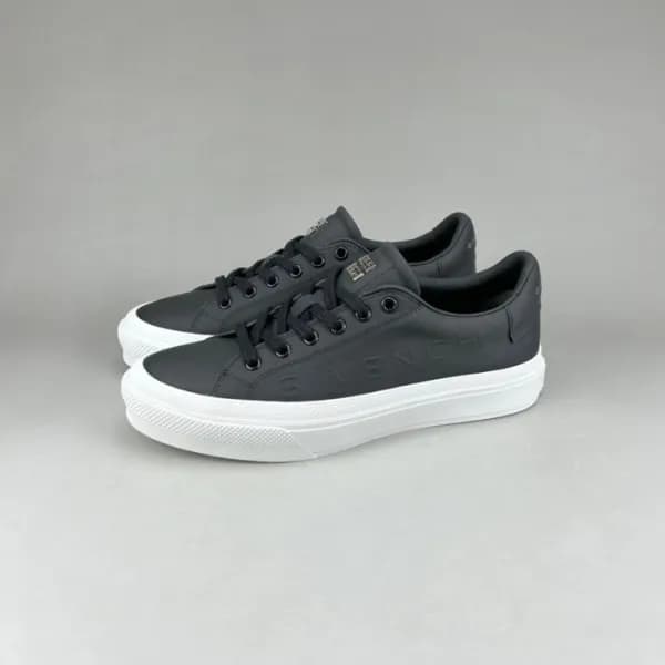 지방시 남/녀 클래식 블랙 스니커즈 - Unisex Black Sneakers - giv0… - 1