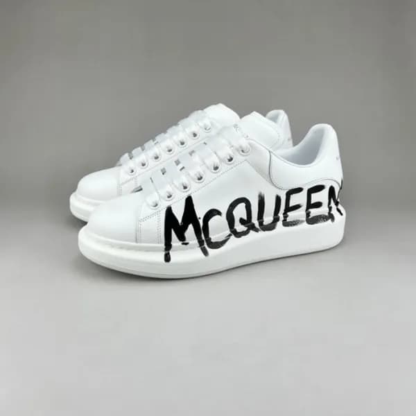 알렉산더맥퀸 남/녀 화이트 스니커즈 - Unisex White Sneakers - alx0… - 1