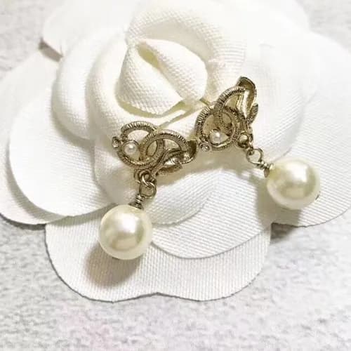 CHANEL Yellow Gold Earring - 샤넬 여성용 18k도금 옐로우 골… - 1
