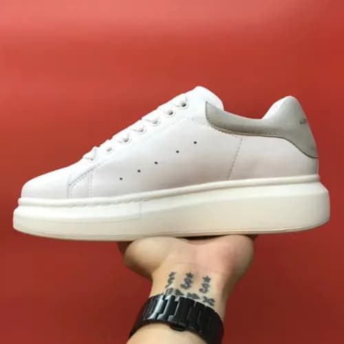 Alexander McQueen 2018 Oversol Sneakers Suede - 알렉… - 1