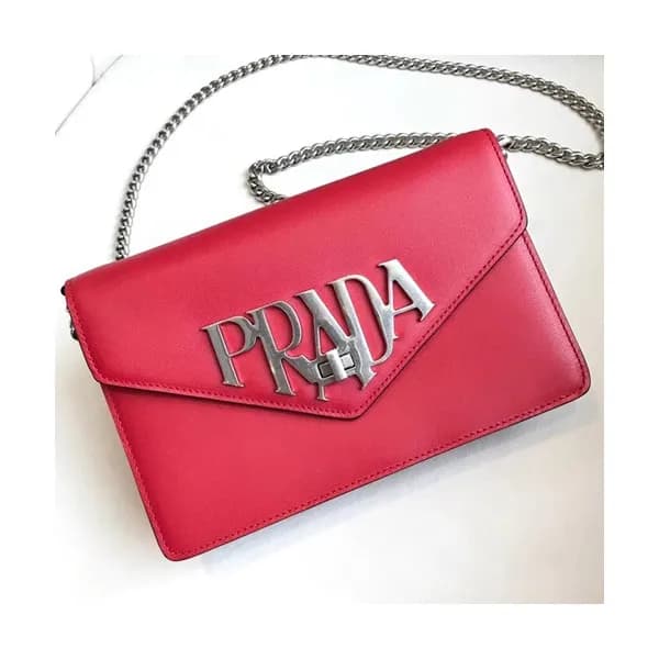 Prada Logo Chain Shoulder Bag,22cm - 프라다 로고 체인 숄더백… - 1