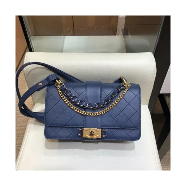 Chanel 2019 Leather Small Shoulder Bag ,22CM - 샤넬 … - 1