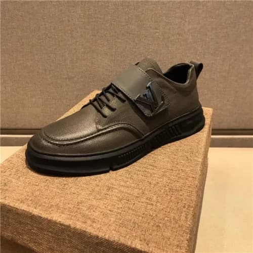 Louis Vuitton 2020 Men's Leather Sneakers - 루이… - 1