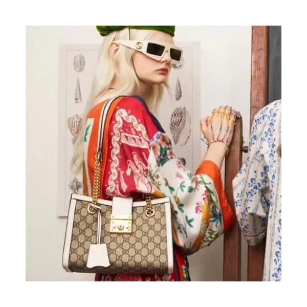 Gucci GG Supreme Padlock Small Shoulder Bag,26CM -… - 1