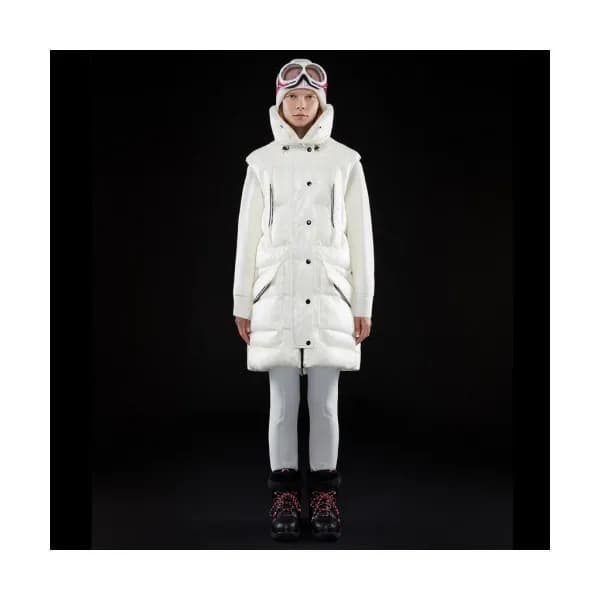 Moncler 2019 Womens Patch Logo Modern Duck Down Pa… - 1