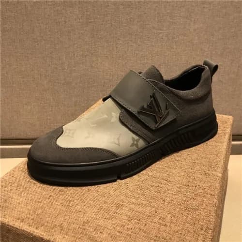 Louis Vuitton 2020 Men's Leather Sneakers - 루이… - 1