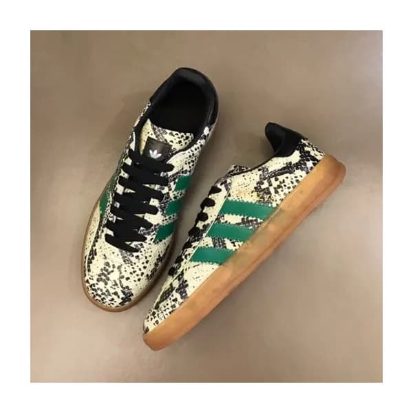 구찌 남/녀 클래식 그린 스니커즈- Unisex Green Sneakers - guc049… - 1