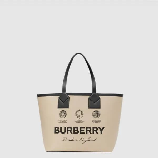 버버리 여성 리버시블 라지 토트 백 - Burberry Womens Reversible L… - 1