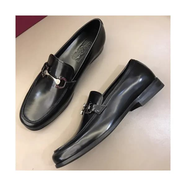 FERRAGAMO 2018 MENS U-TIP LEATHER LOAFER - 페레가모 남… - 1