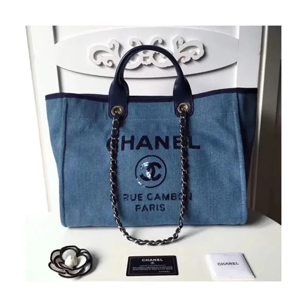 Chanel 2018 Canvas Deauville Tote Shoulder Bag,39C… - 1
