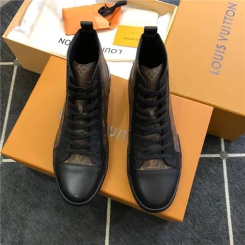 Louis Vuitton 2020 Men's Leather Sneakers - 루이… - 1