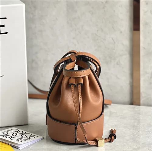 [러블리한]Loewe 2021 Women's Leather Mini Bucket S… - 1