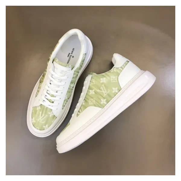 루이비통 남성 민트 스니커즈 - Louis vuitton Mens Mint Sneakers… - 1