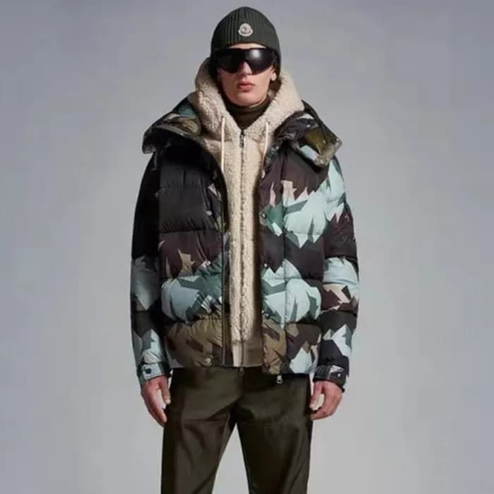 몽클레어 남성 카키 다운 패딩 - Moncler Mens Khaki Down Padding… - 1