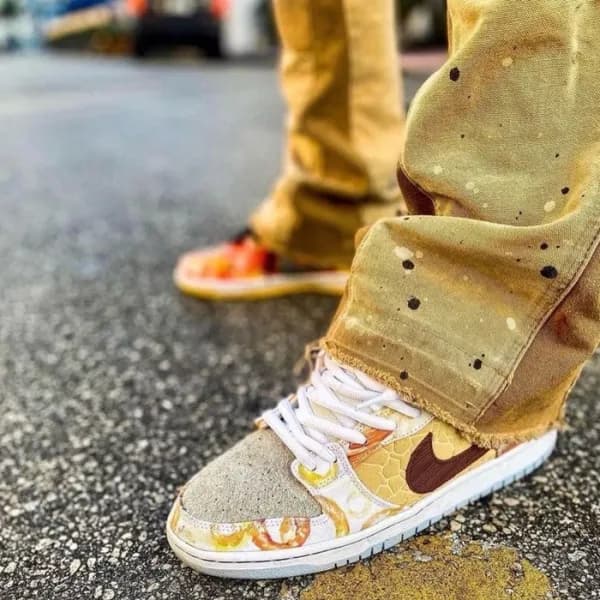 나이키 남/녀 그린 스니커즈 - Nike SB Dunk Low Unisex Sneakers… - 1