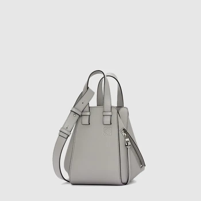 로에베 여성 컴팩트 해먹 백 - Loewe Womens Compact Hammock Bag… - 1